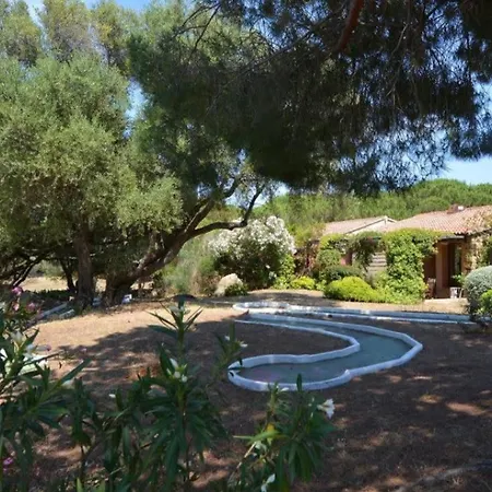 New Superbe F2 Refait A Neuf Confort Avec Piscine Et A Pied Lejlighed Serra-di-Ferro (Corsica)