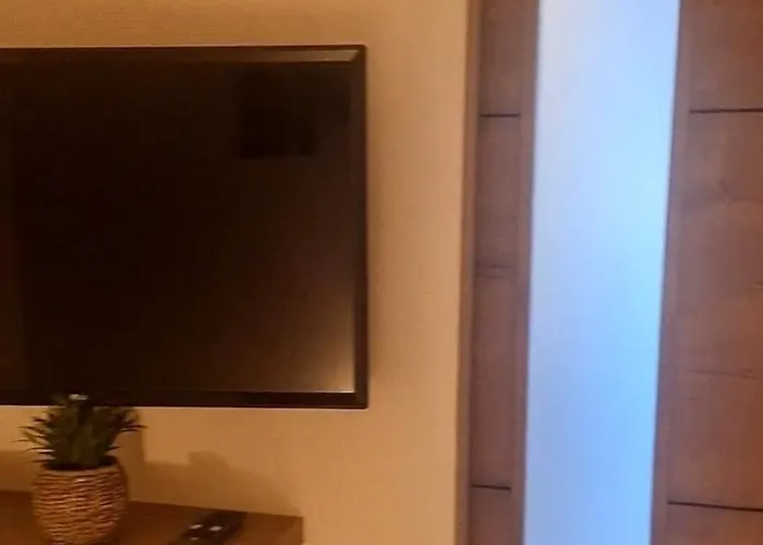 Apartment New Superbe F2 Refait A Neuf Confort Avec Piscine Et A Pied