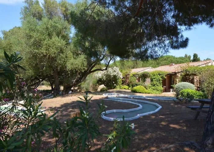 New Superbe F2 Refait A Neuf Confort Avec Piscine Et A Pied Lejlighed Serra-di-Ferro (Corsica)